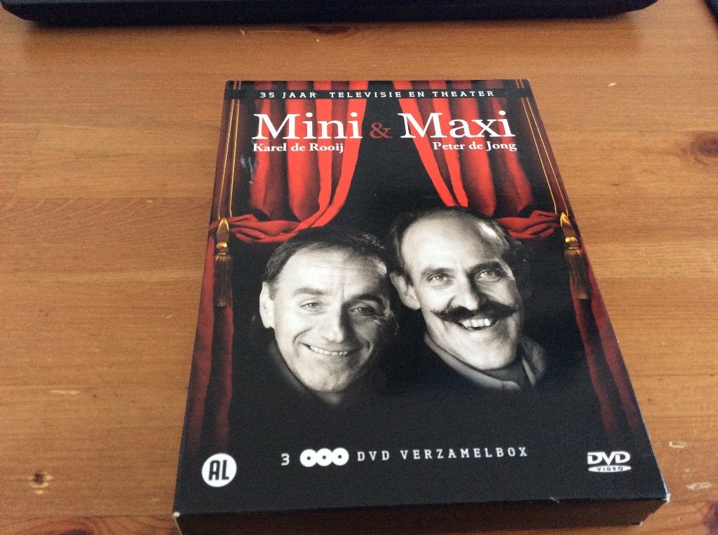 Mini & Maxi - 35 Jaar TV & Theater 3-dvd box met 5 shows, Stand-up of Theatershow, Mini & Maxi, Gebruikt, Alle leeftijden