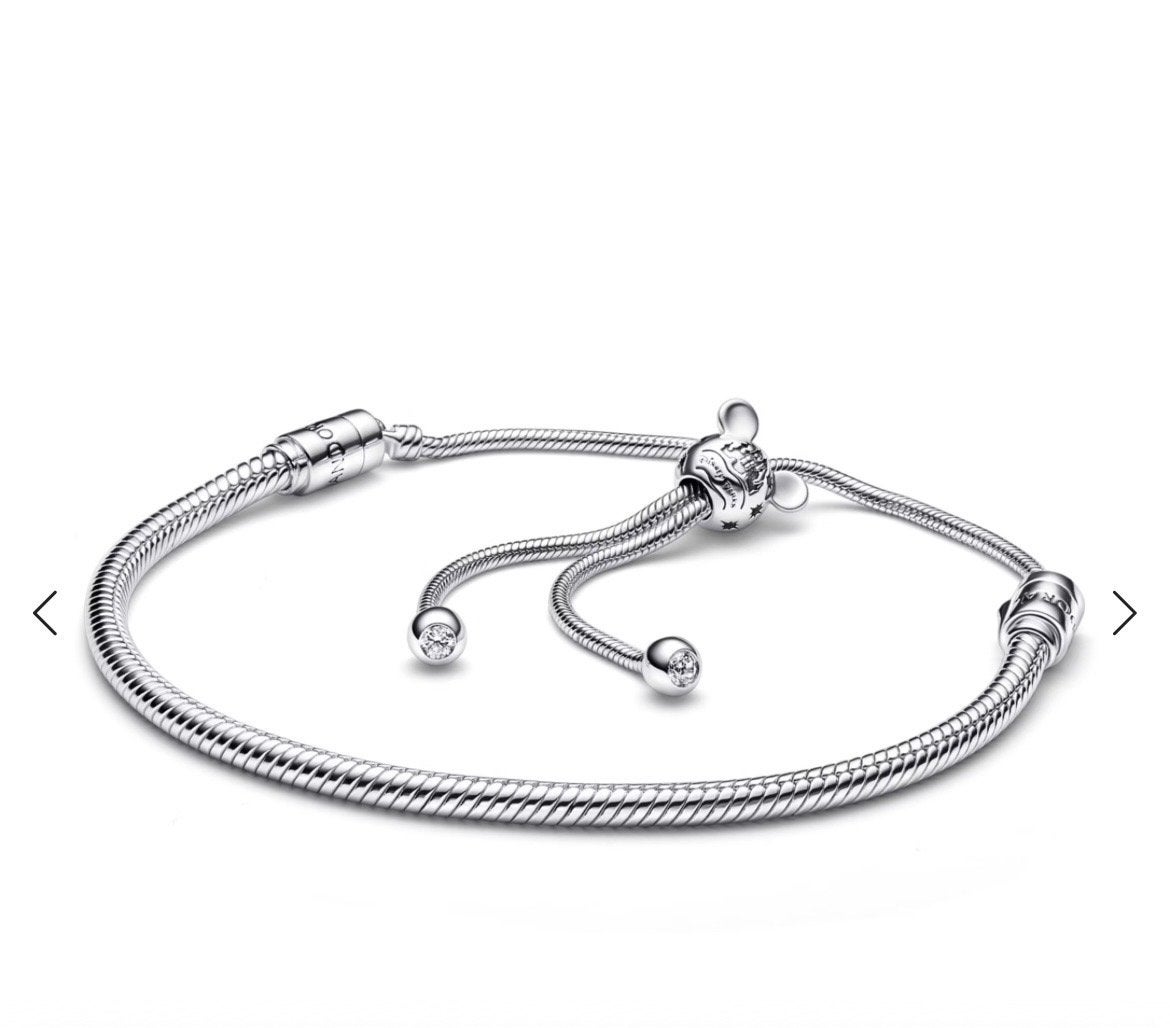 Pandora Disney schuifarmband kwijt, Pandora, Ophalen of Verzenden, Zo goed als nieuw, 2 of 3 bedels