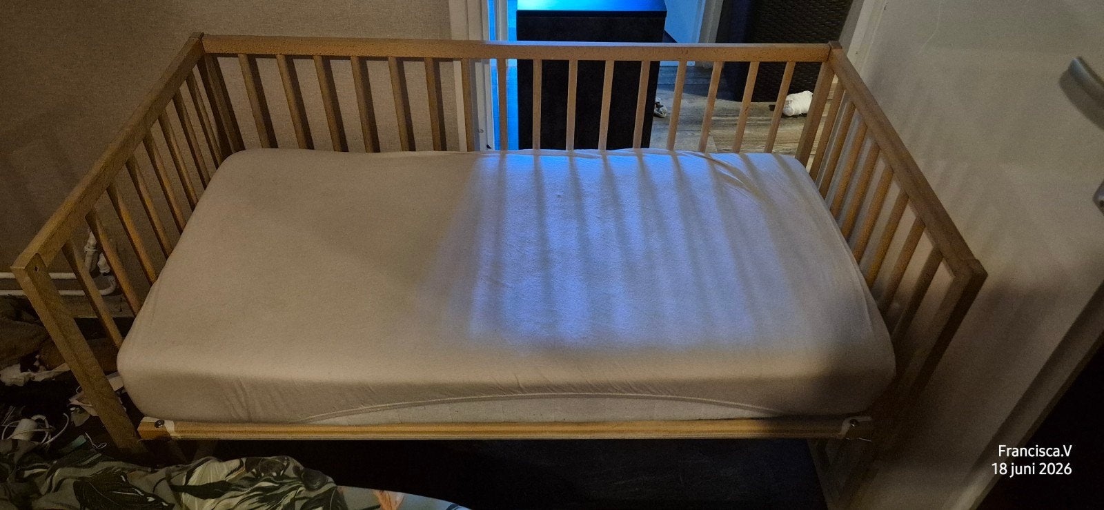 Ikea co-sleeper ledikant met matras, Kinderen en Baby's, Babywiegjes en Ledikanten, Ophalen, Gebruikt, Ledikant