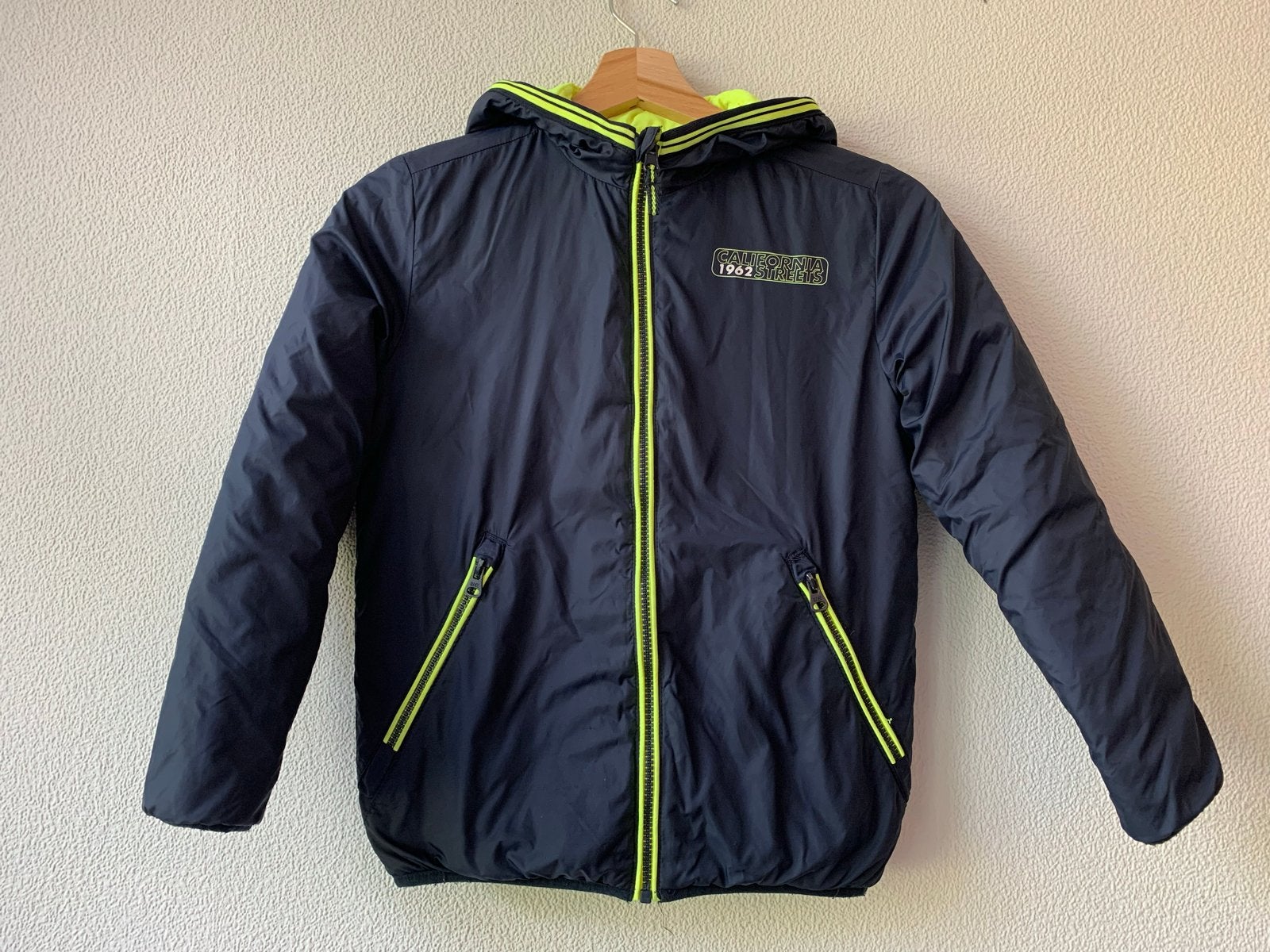Omkeerbaar jack - Donkerblauw/Neon Geel maat 146, Ophalen of Verzenden, Zo goed als nieuw, Jongen of Meisje