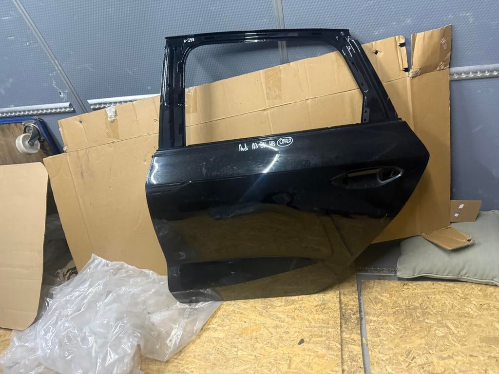Audi a3 8Y Links achter portier deur, Ophalen of Verzenden