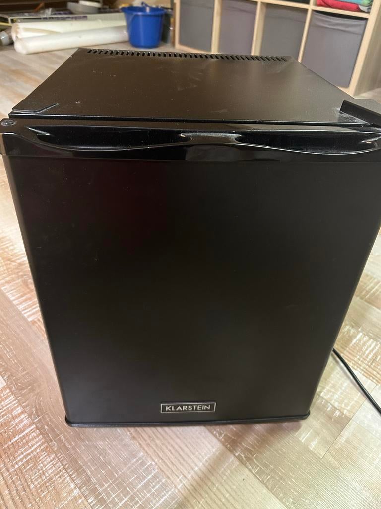 Klarstein 0 decibel mini koelkast, Witgoed en Apparatuur, Koelkasten en IJskasten, Zonder vriesvak, Ophalen of Verzenden, Minder dan 45 cm