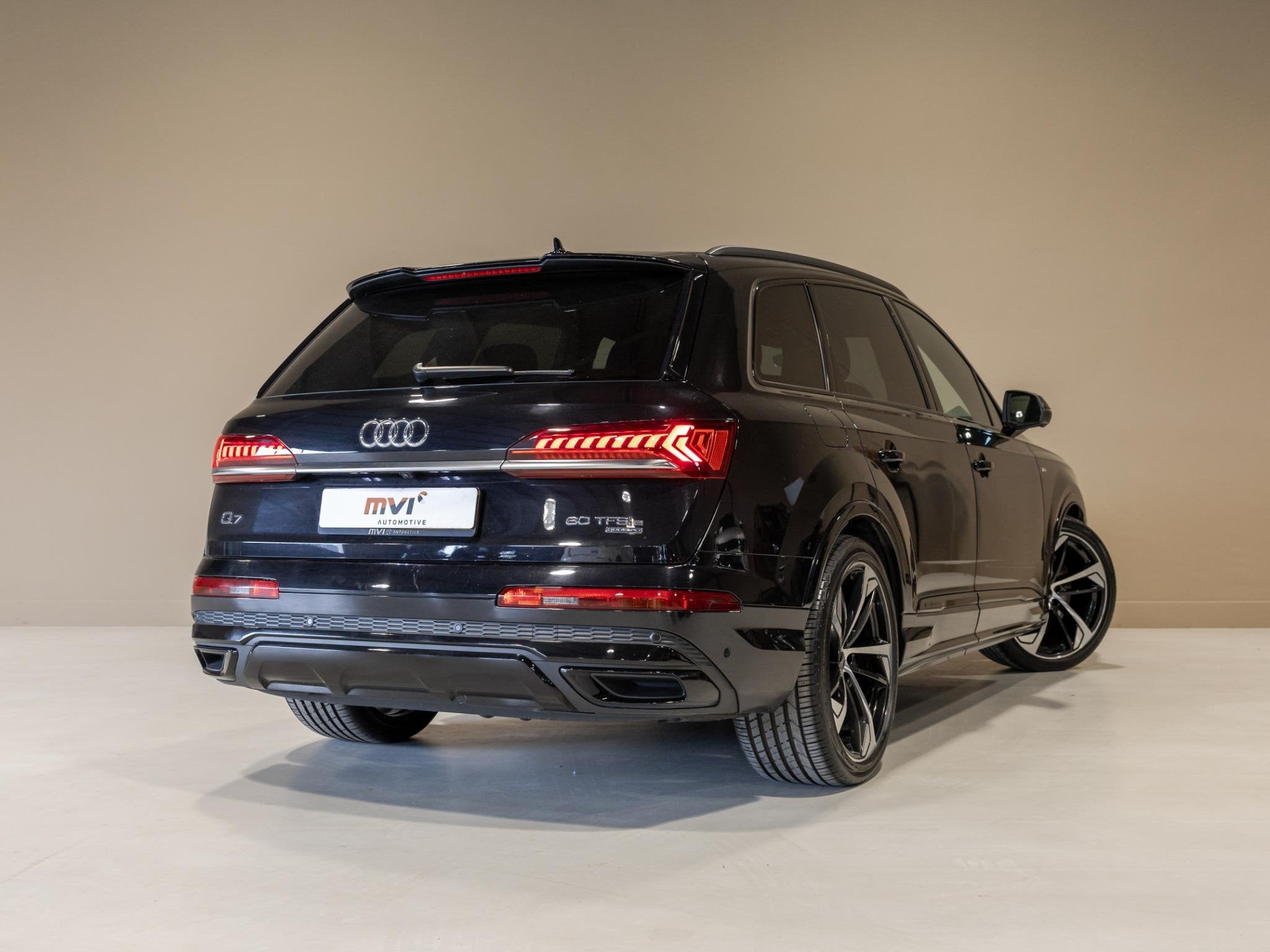 Audi Q7 60 TFSI e quattro 2x S-Line Competition SoH 90,7% /, Auto's, Audi, Automaat, 14 kWh, Gebruikt, 2995 cc