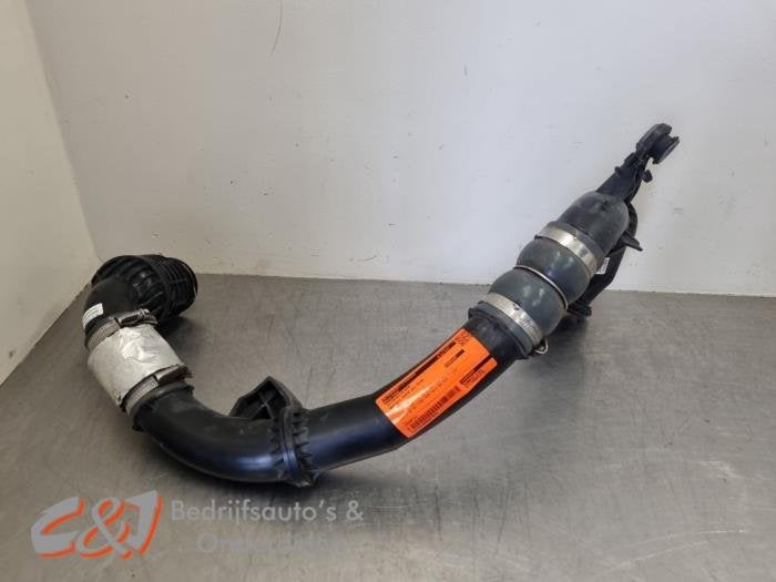 Intercooler Buis van een Renault Trafic