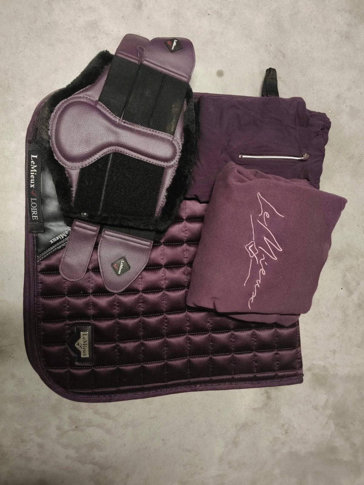 winter setje equestrian Stockholm paars, Dieren en Toebehoren, Full (L), Dressuurdekje, Equestrian Stockholm, Ophalen of Verzenden