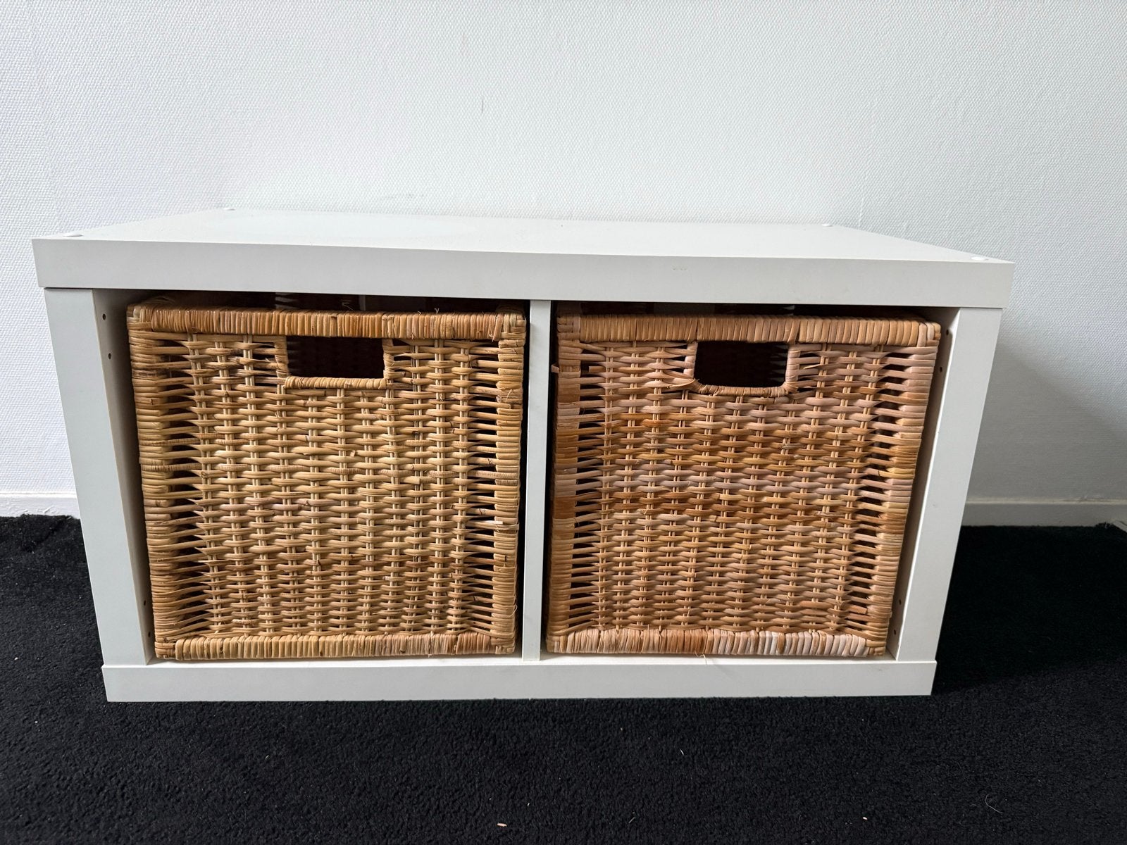 IKEA Kallax met rieten inzetbakken, Ophalen, Gebruikt