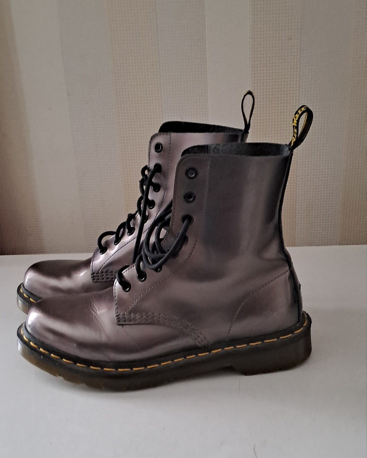 Dr Martens maat 40, Ophalen of Verzenden, Zo goed als nieuw