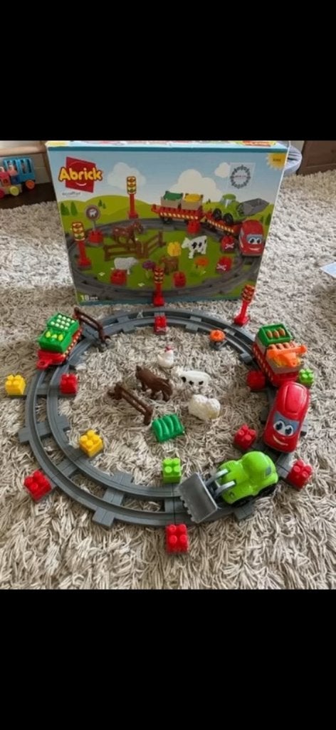 speelset trein boerderij, Ophalen, Zo goed als nieuw