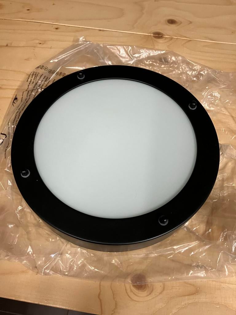 Karwei Plafonnière Cerva Matt Zwart 28cm IP44 - Badkamerlamp, Ophalen, Zo goed als nieuw, Metaal