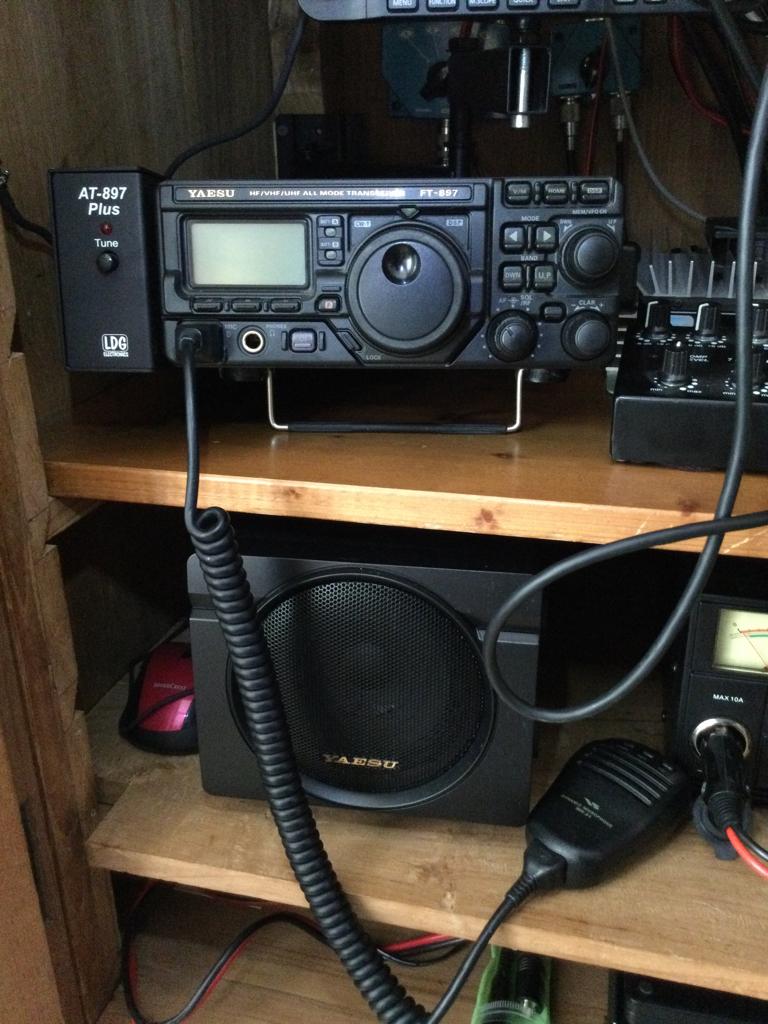 Yaesu 897d inc tuner, Ophalen of Verzenden, Zo goed als nieuw, Zender en Ontvanger