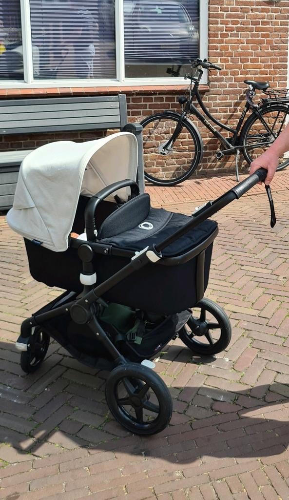 Bugaboo fox 3 all black inclusief assecoires, Kinderwagen, Gebruikt, Bugaboo, Ophalen of Verzenden