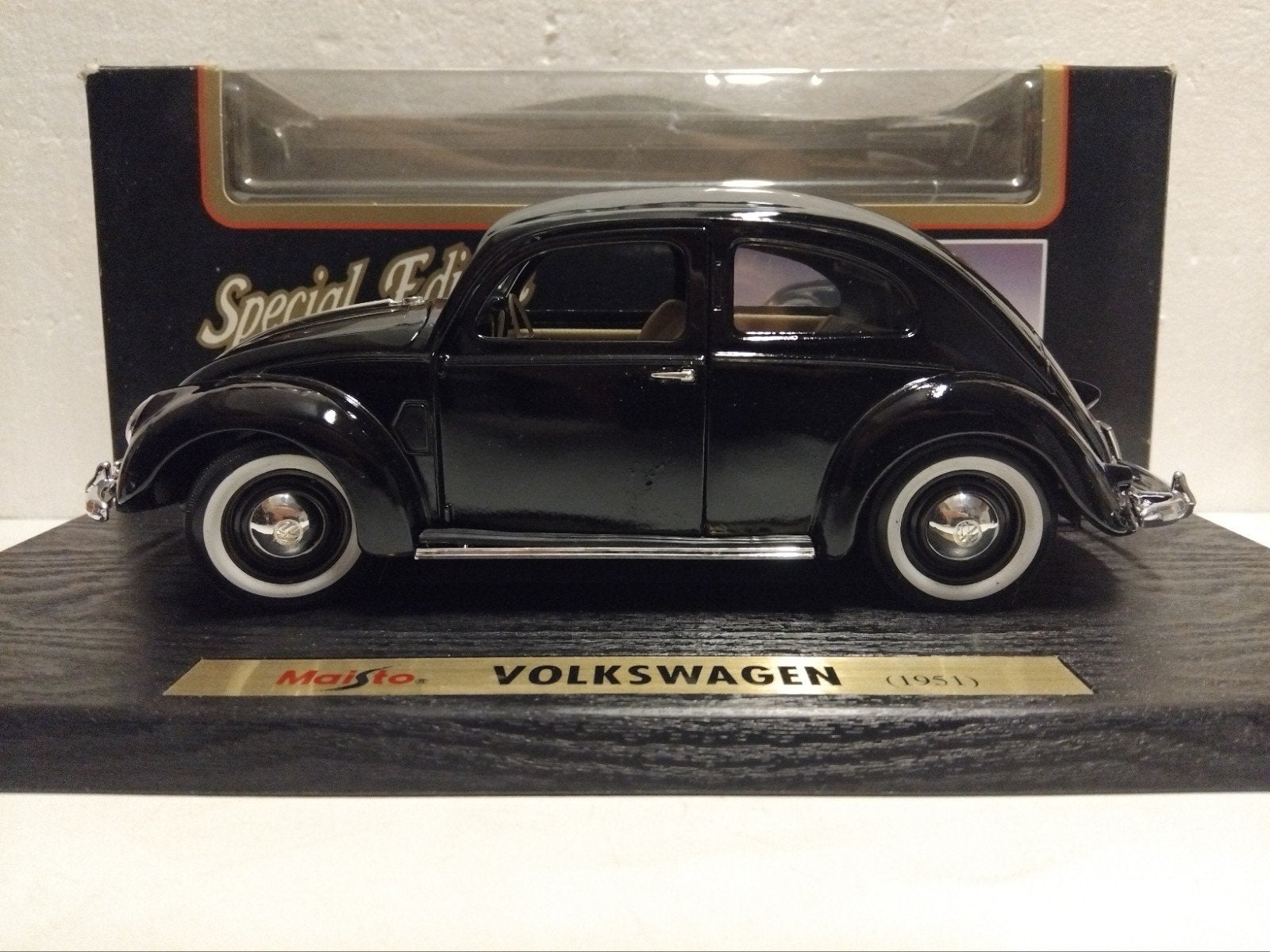 Volkswagen Kever Split Window Export Sedan Maisto 1:18 KRD, Ophalen of Verzenden, Zo goed als nieuw, Auto, Maisto