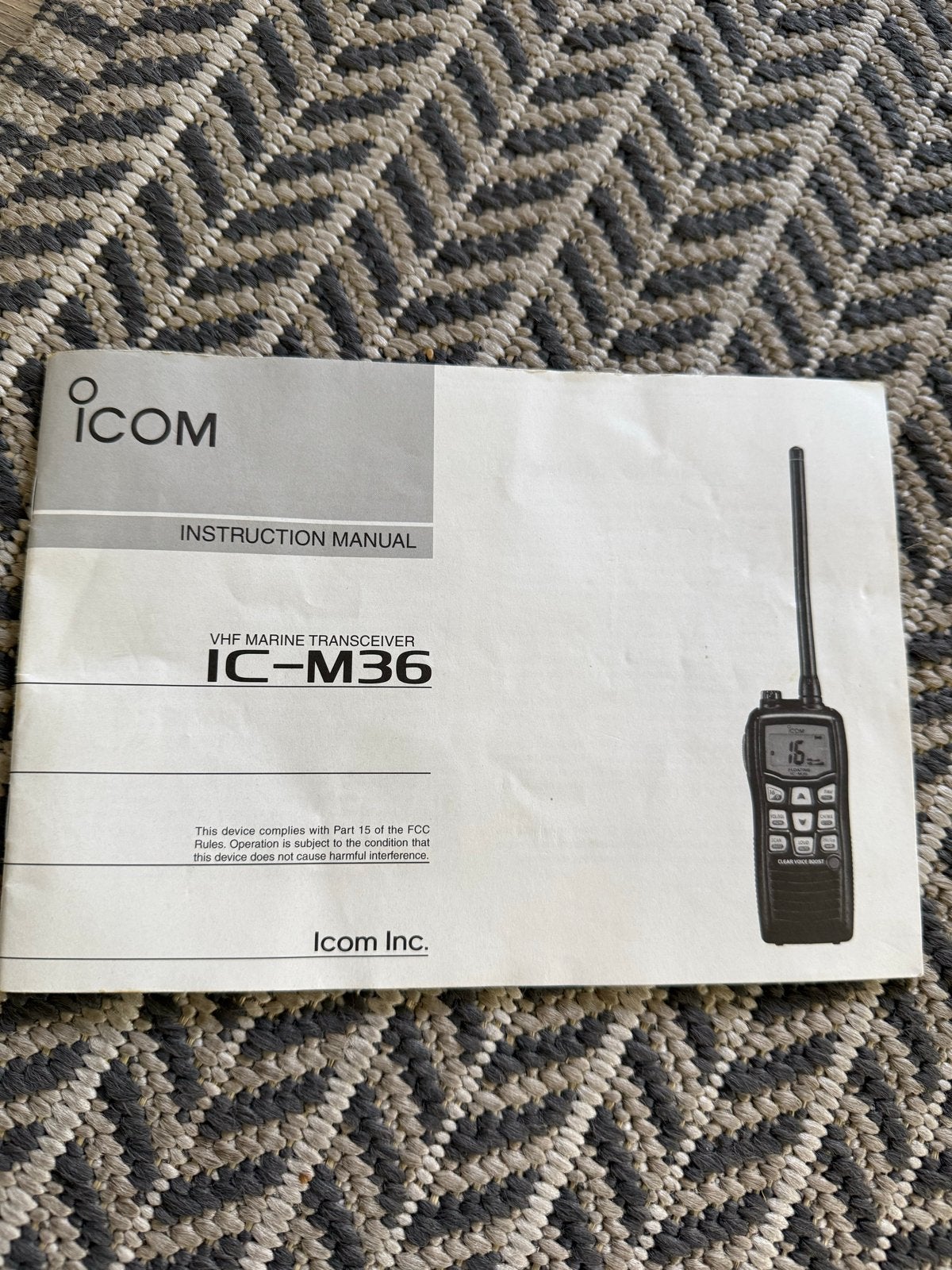 Icom IC-M36 VHF Marifoon - Drijvende Handheld Transceiver, Ophalen of Verzenden, Zo goed als nieuw, Communicatie