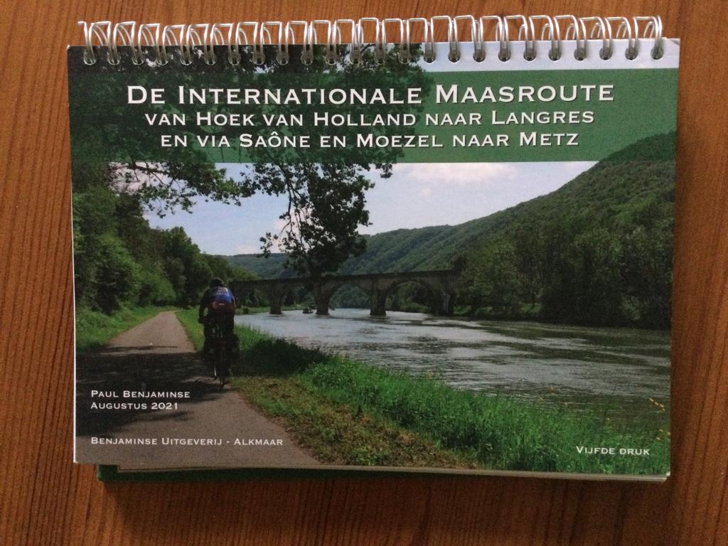 Maasfietsroute Paul Benjamins. In goede, gebruikte staat., Gelezen, Paul benjaminse, Verzenden, Overige onderwerpen
