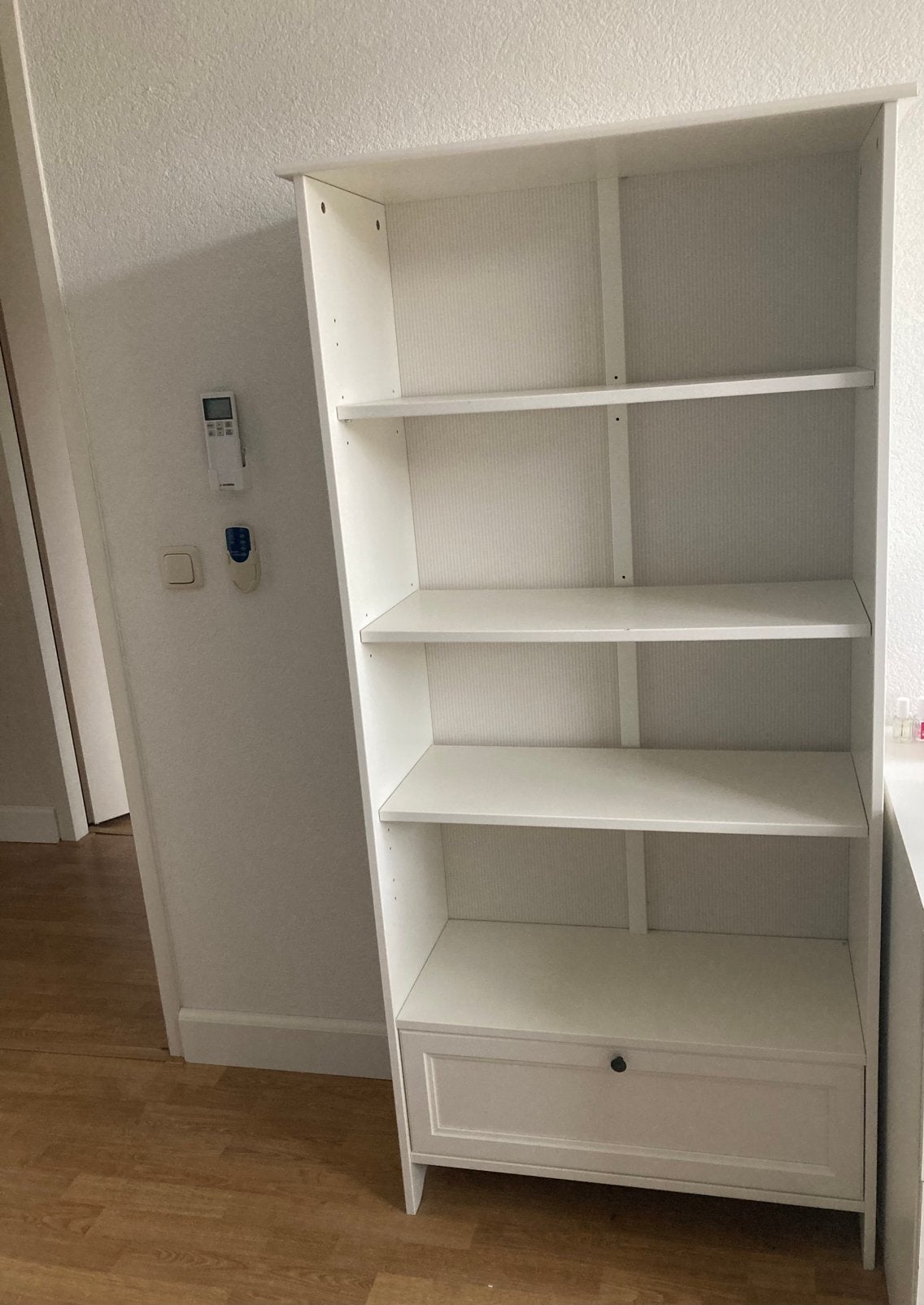 IKEA SMÅDAL Boekenkast met lade - Wit, Ophalen, Minder dan 50 cm, Zo goed als nieuw, Met lade(s)