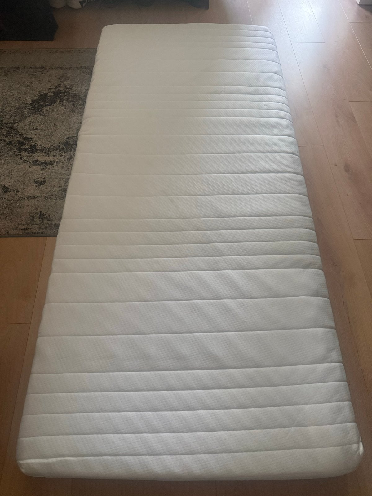 Schuimmatras Kjosen 90x200x12 Jysk - Zo goed als nieuw, Ophalen, 90 cm, Eenpersoons, Nieuw