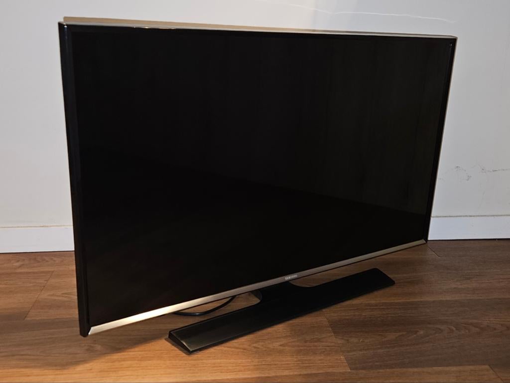 Samsung T32E310EW, Audio, Tv en Foto, Televisies, Ophalen, Zo goed als nieuw, 50 Hz, Samsung
