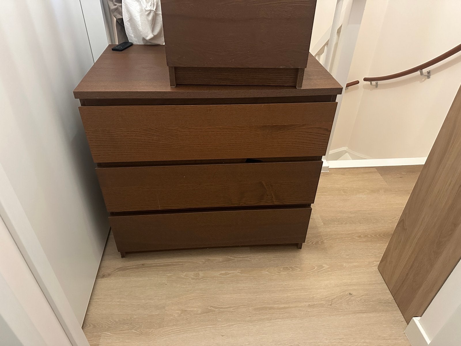 IKEA Malm walnoot ladekast, Ophalen, 50 tot 100 cm, Zo goed als nieuw, 3 of 4 laden