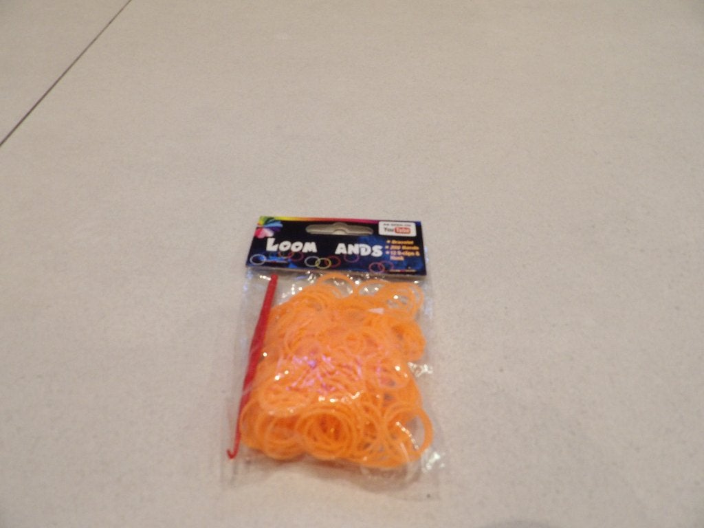 NIEUW 200 licht oranje loom bandjes 5 zakjes voor 8,00, Ophalen of Verzenden, Nieuw