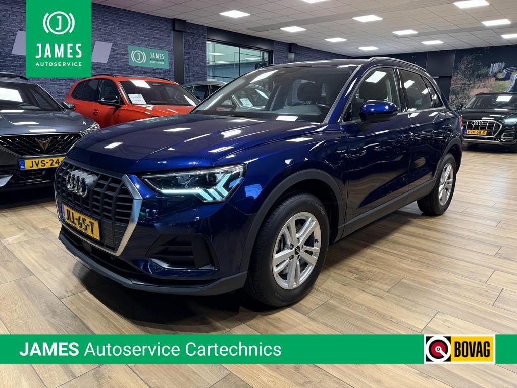 Audi Q3 45 TFSI e edition |PHEV|Carplay|Stoelverwarming|Adap, Stof, Gebruikt, Blauw, Automatische klimaatregeling