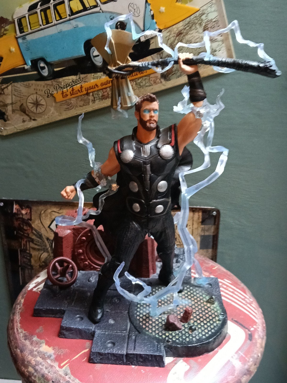 Thor Figurine uit Avengers Infinity War - Art Gallery, Ophalen of Verzenden, Zo goed als nieuw