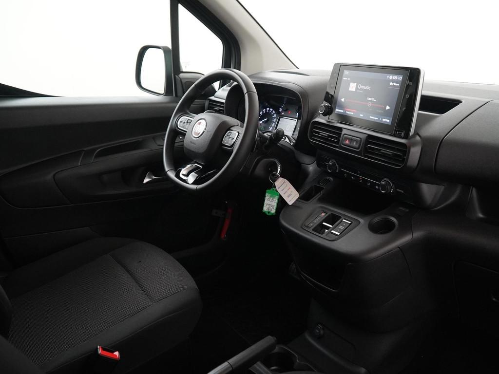 Peugeot Partner 1.5D 130pk L1 Automaat | Camera | Schuifdeur, Auto's, Bestelauto's, 12 maanden, Gebruikt, 4 cilinders, Bedrijf