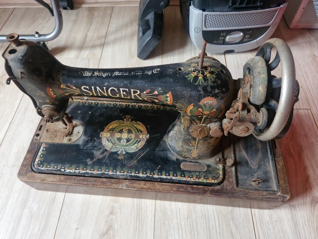 Singer naaimachine antiek, Antiek en Kunst, Antiek | Naaimachines, Ophalen