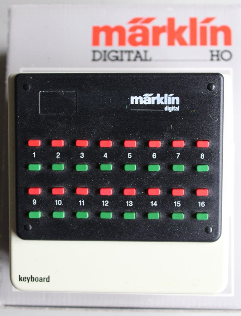 Marklin KEYBOARD, Ophalen of Verzenden, Zo goed als nieuw, Märklin, Transformator of Voeding