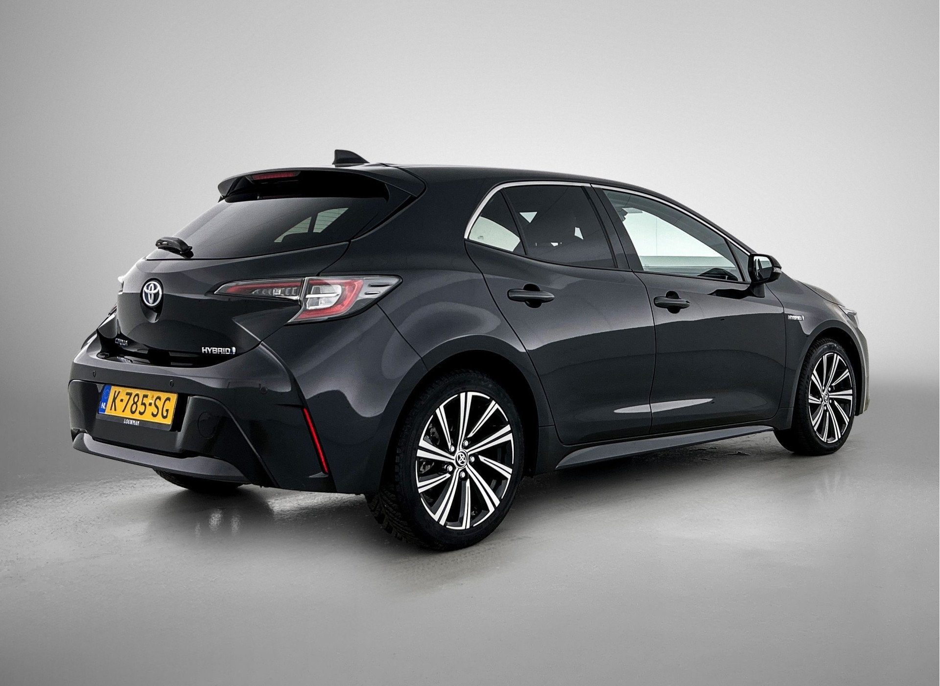 Toyota Corolla 1.8 Hybrid Business Plus | Navigatie |, 12 maanden, Gebruikt, 4 cilinders, Corolla