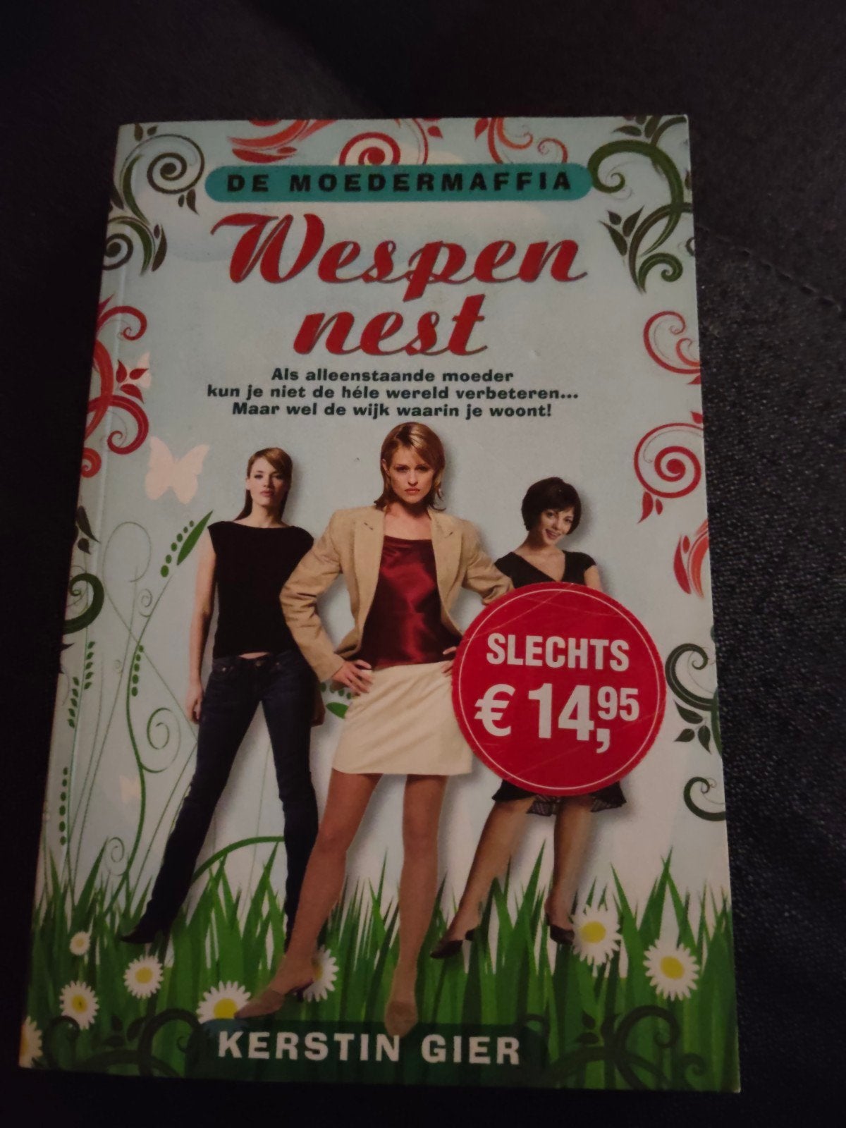 Wespenest - De Moedermaffia door Kerstin Gier, Ophalen of Verzenden, Gelezen, Kerstin Gier, Europa overig