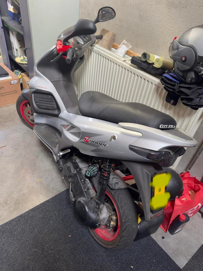 Gilera Runner 70cc dd, Fietsen en Brommers, Ophalen, Tweetakt, Overige modellen, 70 cc