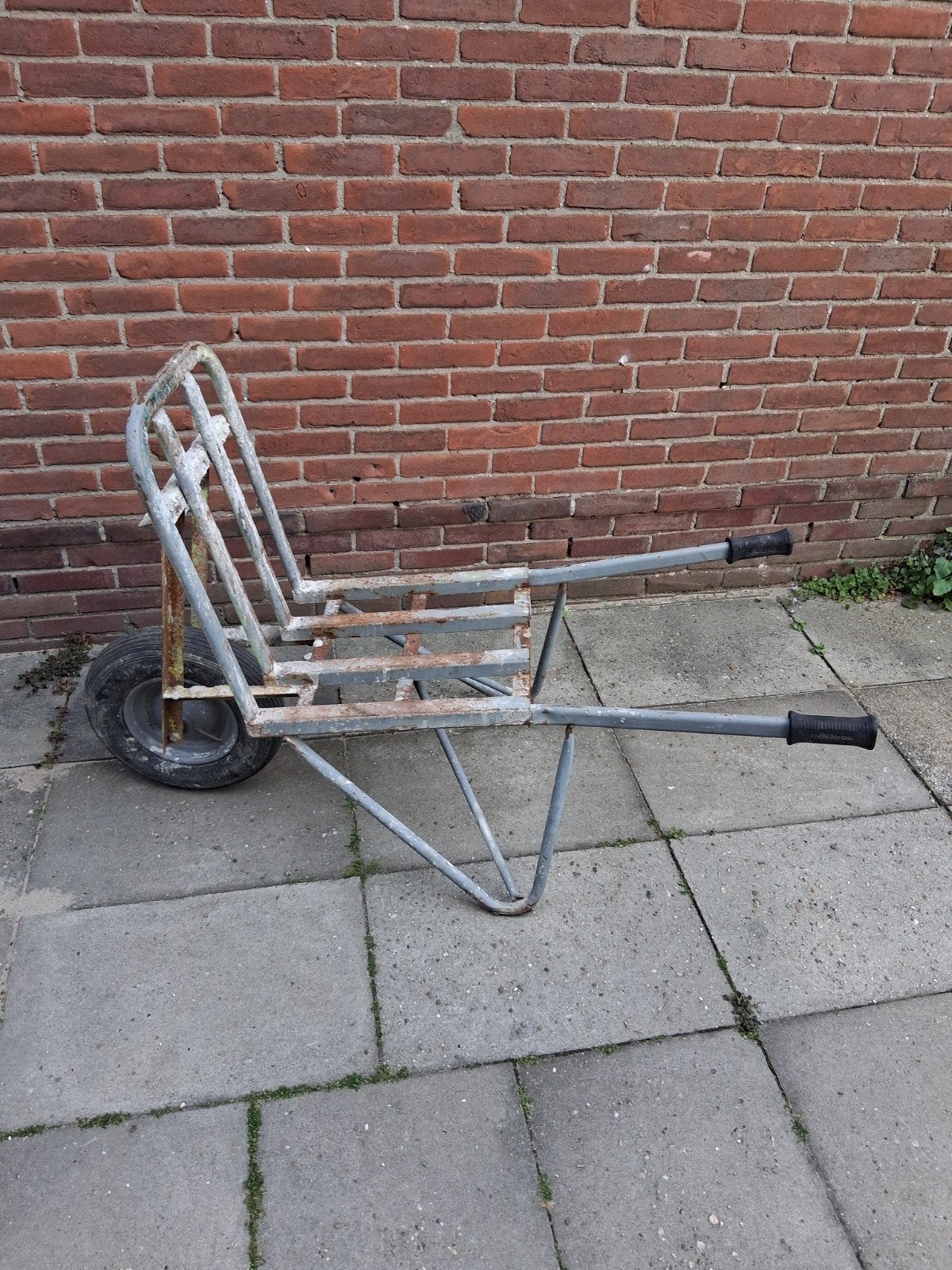 Steenkruiwagen matador, Tuin en Terras, Kruiwagens, Ophalen of Verzenden