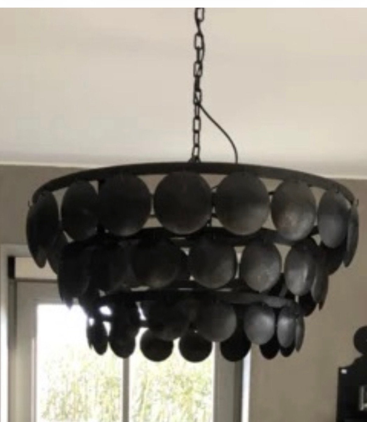Schijfjes hanglamp zwart geleefd 60 cm 2 stuks, Ophalen, Zo goed als nieuw