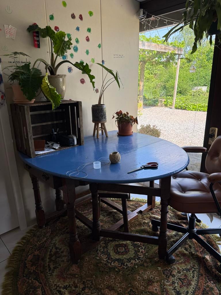 Vintage inklapbare tafel met lade + optioneel groen vloerkle, Huis en Inrichting, Tafels | Eettafels, Ophalen, Rond, Tot twee personen