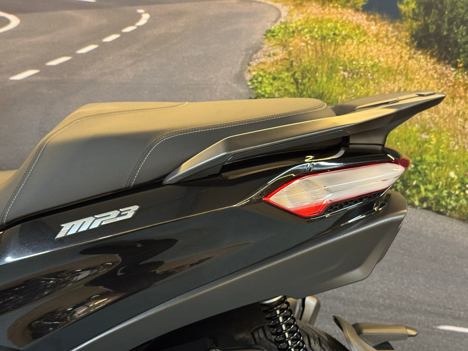 Piaggio MP3 400 HPE ABS ASR - Nieuw model 2024, Scooter, Occasion, Bedrijf, Minimaal motorrijbewijs A2
