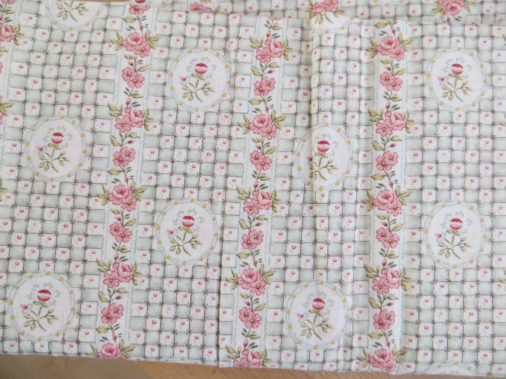 stof/quilt/patchwork/katoen/lichtgroen/morning glory/roosje, Hobby en Vrije tijd, Stoffen en Lappen, Nieuw, Ophalen of Verzenden