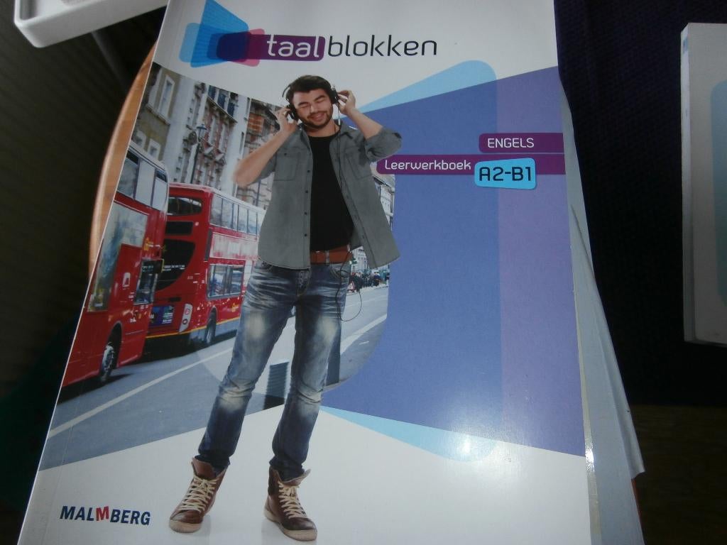 Schoolboek Taalblokken Engels leerwerkboek a2 b1 Malmberg, Gelezen, Engels, Malmberg, HAVO
