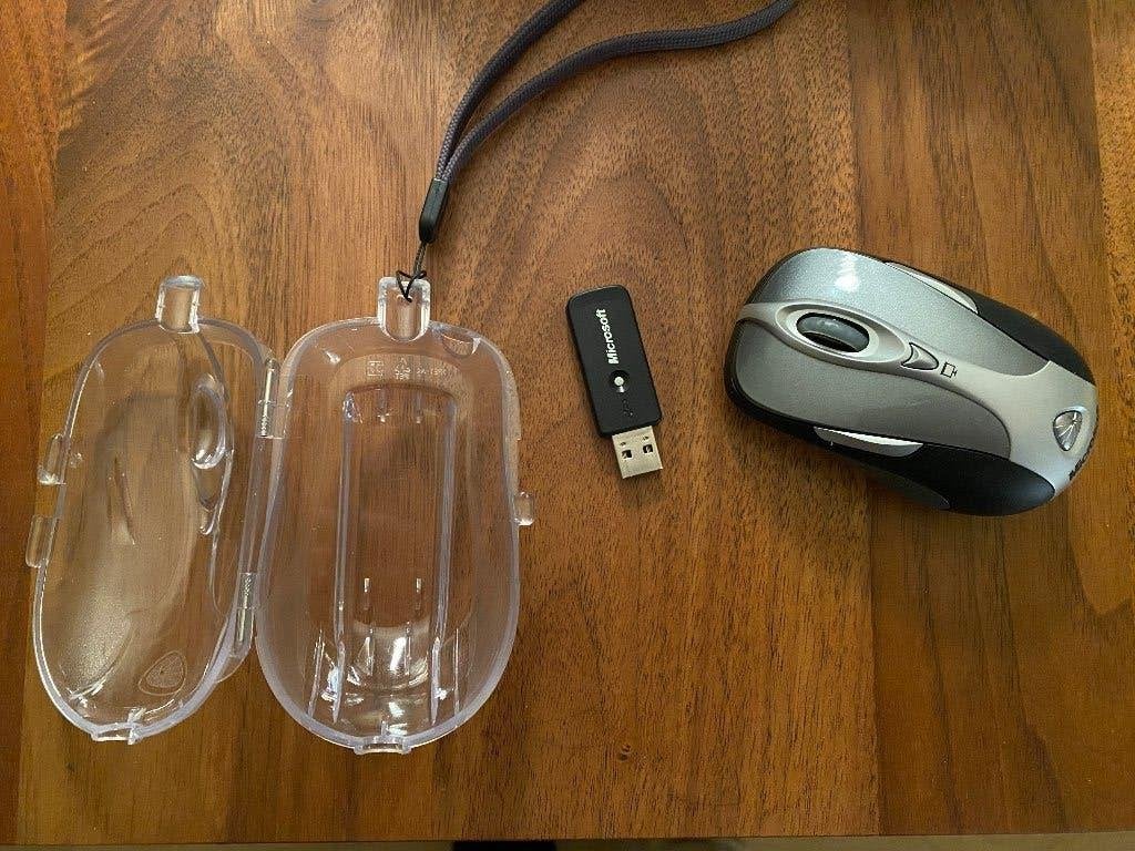 Microsoft draadloze muis met Laserpointer, Muis, Ophalen of Verzenden, Zo goed als nieuw, Draadloos