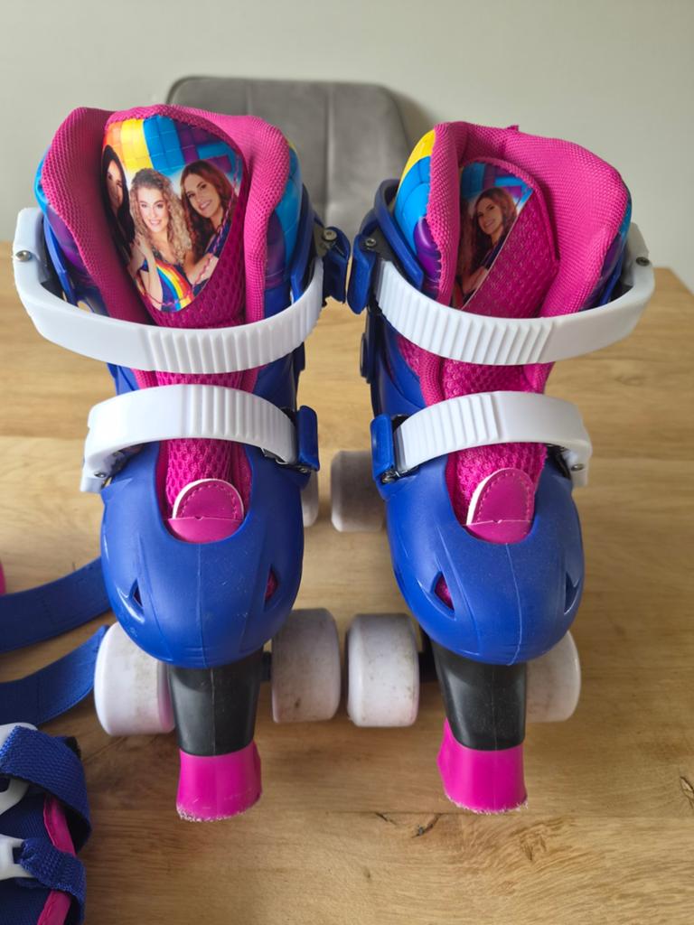Rolschaatsen Studio 100 K3 - Maat 30-33 met bescherming, Ophalen, Gebruikt, Overige typen, Overige merken