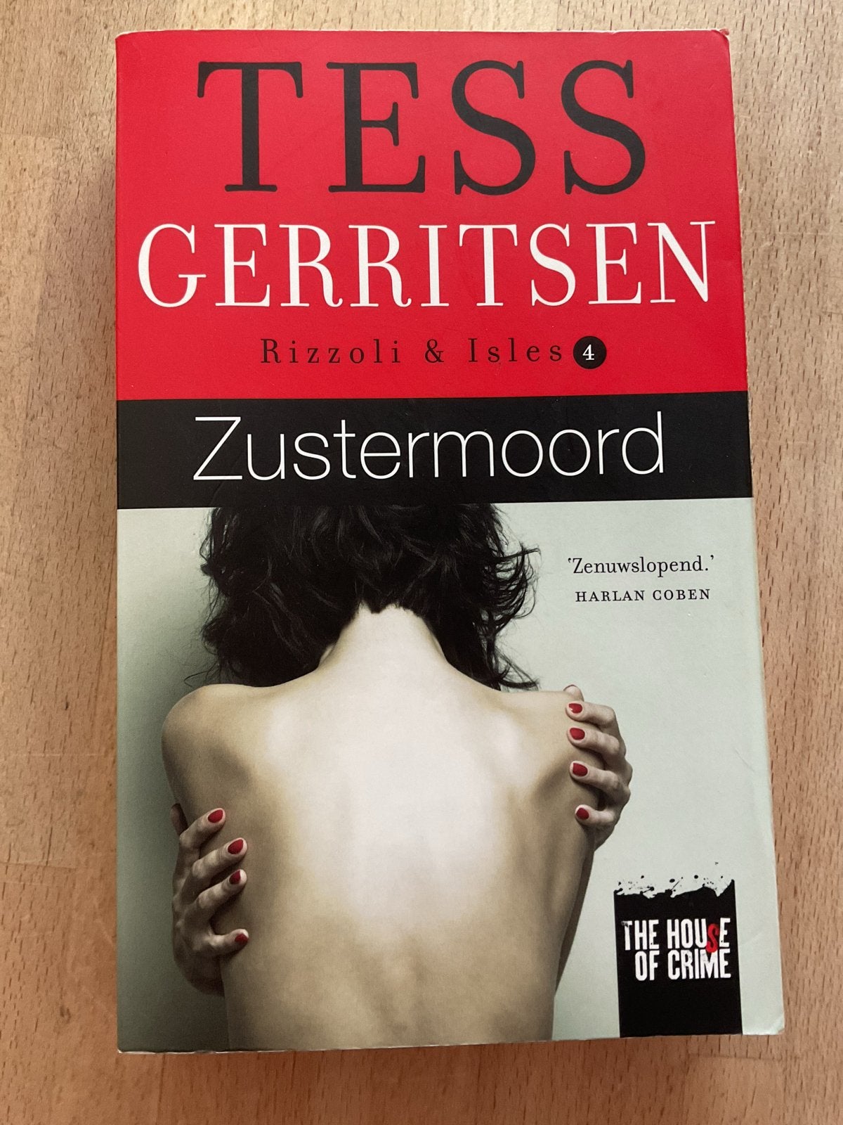 Tess Gerritsen - Zustermoord (Rizzoli & Isles 4), Boeken, Ophalen of Verzenden, Gelezen