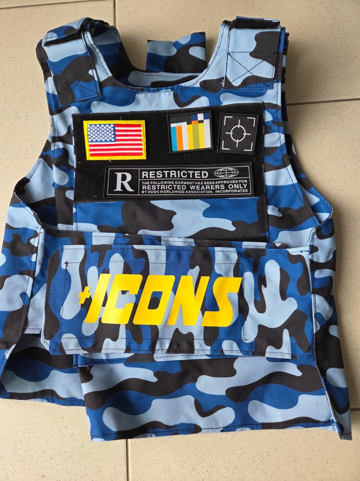 Techwear -  American vest ICONS met patches - Nieuwstaat, Ophalen, Zo goed als nieuw