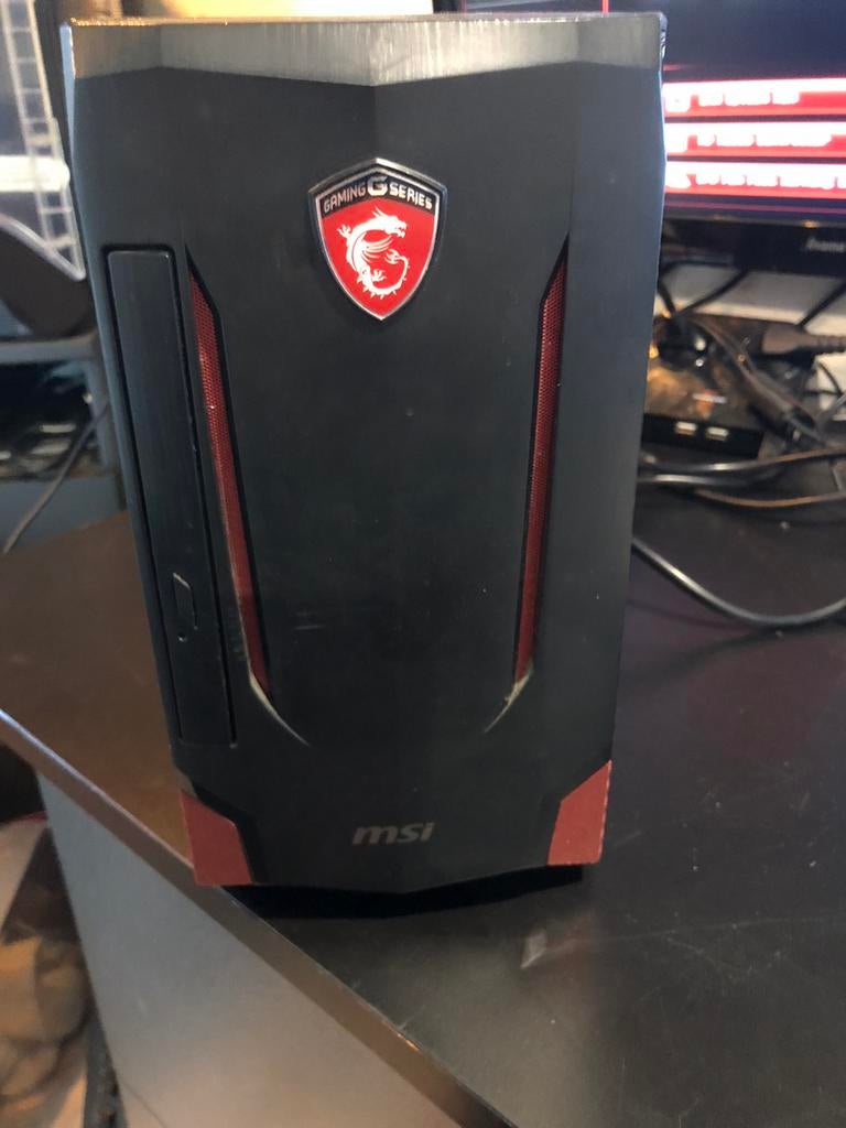 MSI Nightblade MI2C (MS-B090) Opknapper  weg is weg, Ophalen of Verzenden, Gebruikt