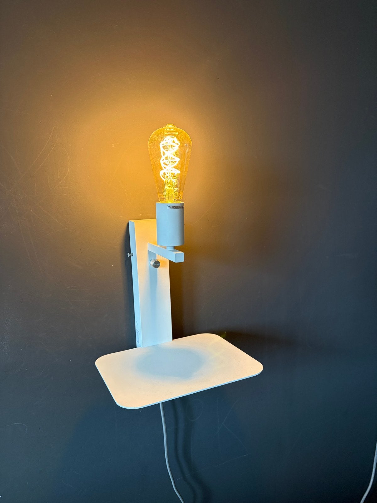 RoMi Florence Wandlamp met USB poort - Wit, Met snoer/stekker, Bedlamp, Ophalen of Verzenden, Zo goed als nieuw