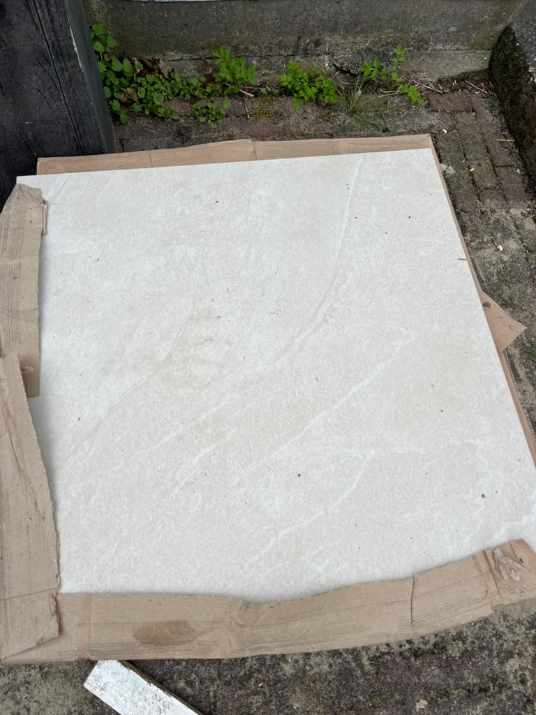10 keramische tegels, Ophalen, Keramiek, Nieuw, Minder dan 5 m²