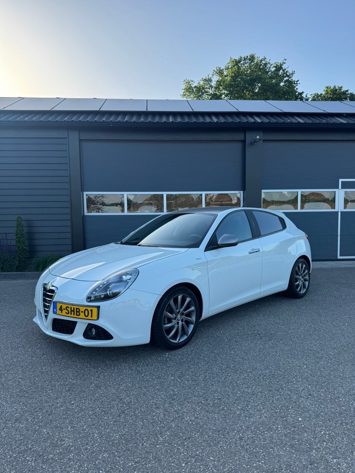 Alfa Romeo Giulietta | 1.4 Turbo 105 pk | 105dkm | APK 01-27, Auto's, Voorwielaandrijving, 4 cilinders, Wit, Origineel Nederlands