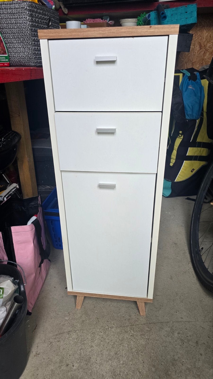 Witte kast met lades en deurtje., Ophalen, (Half)hoge kast, Minder dan 50 cm, Gebruikt