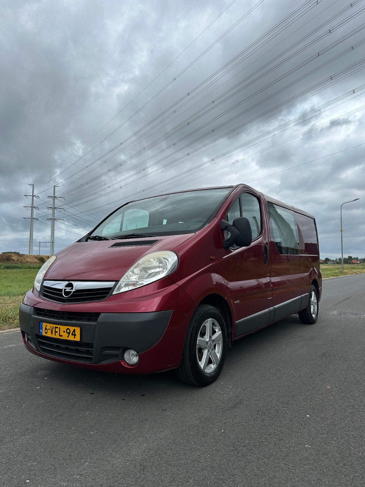 Opel Vivaro 107KW DC 5/6 personen airco trekhaak MARGE, 145 pk, 4 cilinders, Origineel Nederlands, Grijs