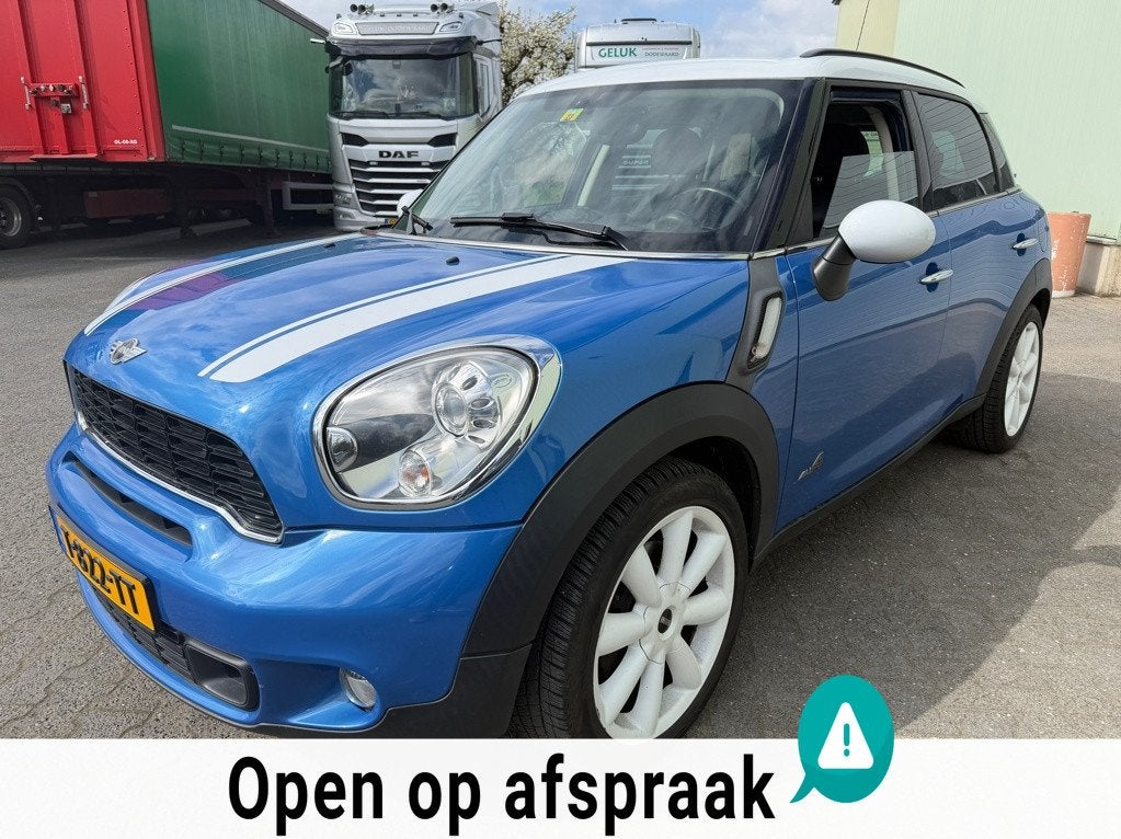 Mini Mini Countryman 1.6 Cooper S ALL4 Chili Ecc Lm Nav Lede, Auto's, Euro 5, 1380 kg, Gebruikt, Zwart