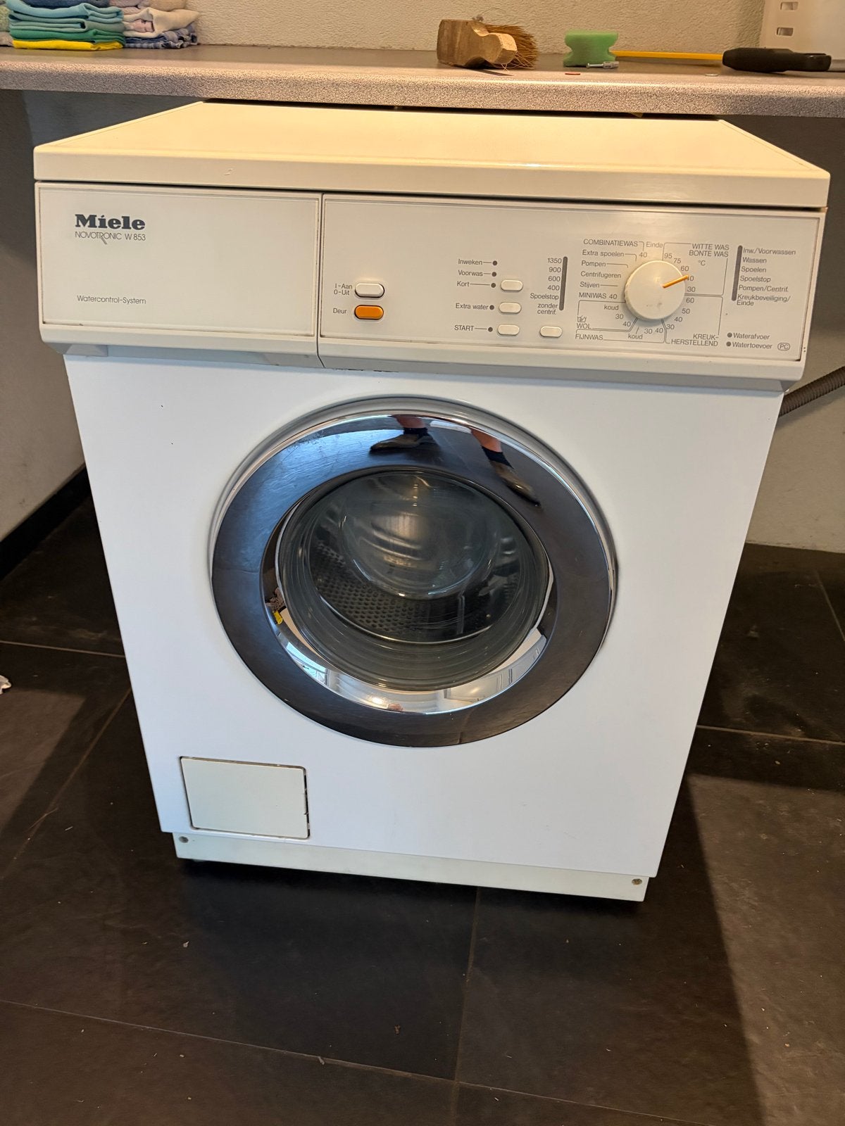 Miele Novotronic W 853 Wasmachine - Voorlader, Witgoed en Apparatuur, Wasmachines, Ophalen, 6 tot 8 kg, Voorlader, 85 tot 90 cm
