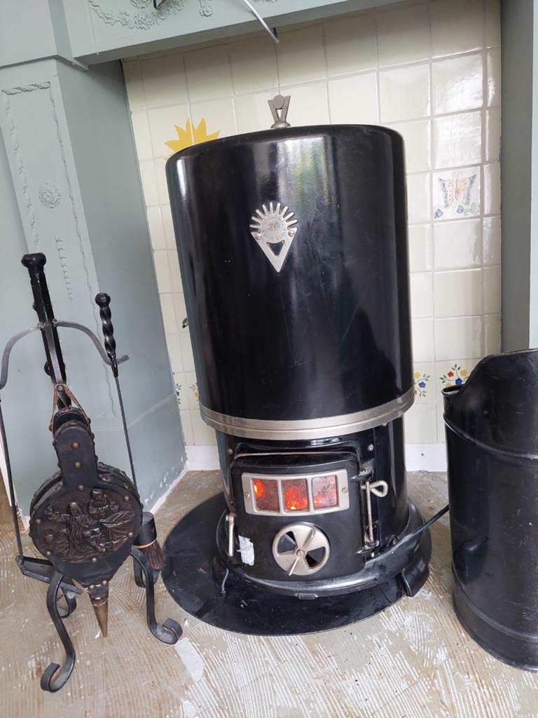 Antieke Hollandsche Potkachel met accessoires, Ophalen, Potkachel, Gebruikt, Overige brandstoffen